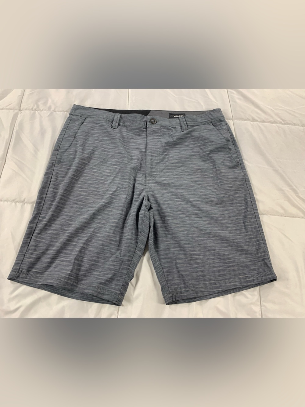 Pre loved VOLCOM shorts mens size 38